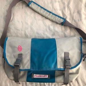 Timbuk2 gray and teal messenger bag. EUC